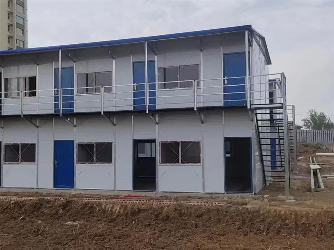 貴陽活動(dòng)彩鋼板房訂做,選擇昊杰鋼結(jié)構(gòu)工程,多年經(jīng)驗(yàn),專業(yè)高效